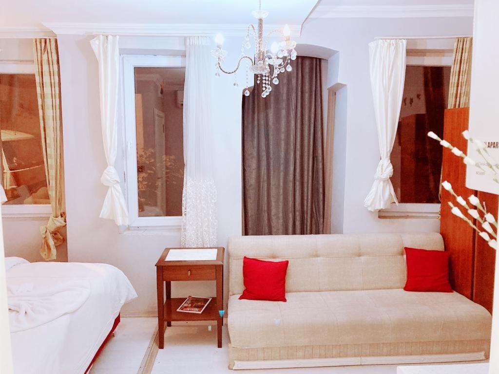 Aymila Apart Aparthotel อิสตันบูล ภายนอก รูปภาพ